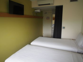 Ibis Budget Sydney Olympic Park - Tourism Noosa 12