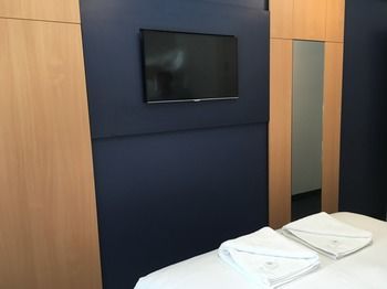 Ibis Budget Gosford - Tourism Noosa 8