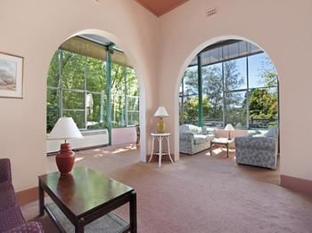 The Victoria & Albert Guesthouse - Tourism Noosa 10