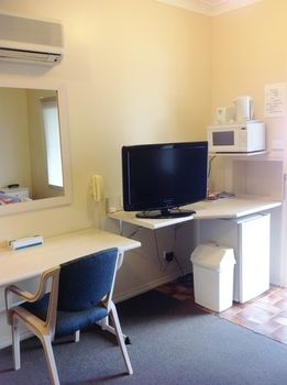 Ashton Townhouse Motel And Suites - Tourism Noosa 23