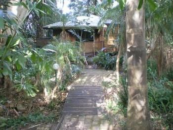 Tanglewood Gardens - Tourism Noosa 0