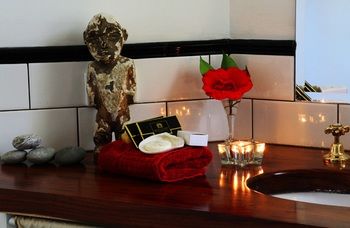Merrow Cottages - Tourism Noosa 9