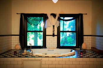 Merrow Cottages - Tourism Noosa 53