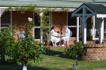 Lakeside Cottage - Tourism Noosa 11