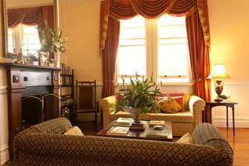 Maleny Lodge - Tourism Noosa 3