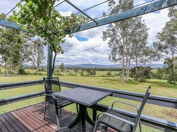 Vineyard Hill - Tourism Noosa 6