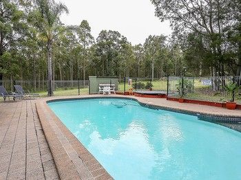 Vineyard Hill - Tourism Noosa 9