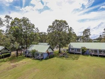 Vineyard Hill - Tourism Noosa 10