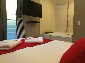 Huskisson Beach Bed And Breakfast - Tourism Noosa 67