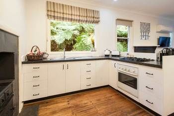 A Cottage In The Forest - Tourism Noosa 0