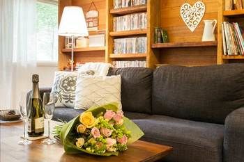 A Cottage In The Forest - Tourism Noosa 2