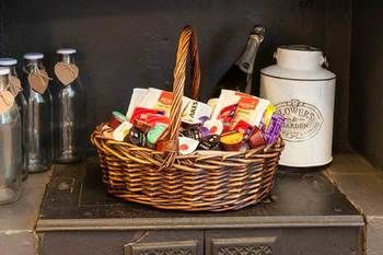 A Cottage In The Forest - Tourism Noosa 5