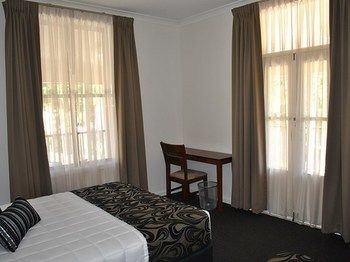 Heritage River Motor Inn - Tourism Noosa 7