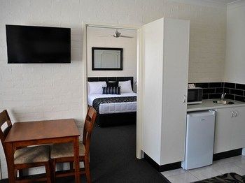 Heritage River Motor Inn - Tourism Noosa 8