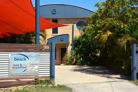 Beach House Redcliffe - Tourism Noosa 1