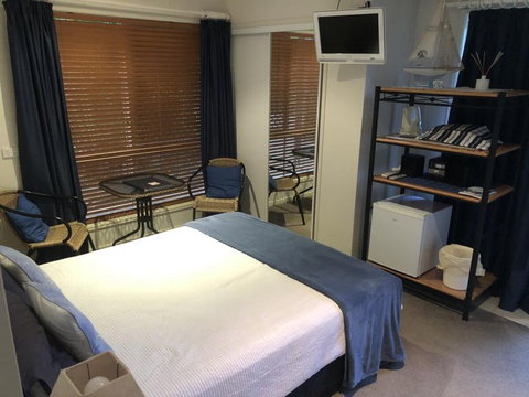 Beach House Redcliffe - Tourism Noosa 2