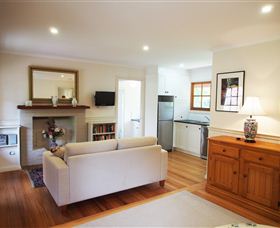 Tahara Cottage - Tourism Noosa 0
