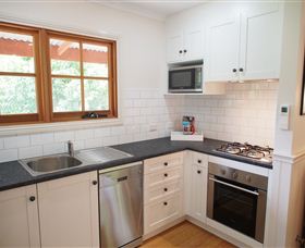 Tahara Cottage - Tourism Noosa 1