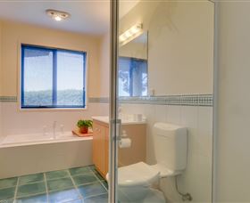 Carol's B&B - Tourism Noosa 4