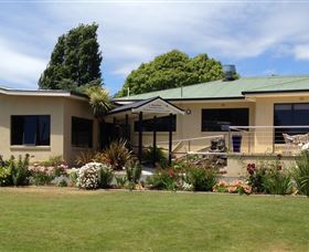 Beachway Motel + Restaurant - Tourism Noosa 0