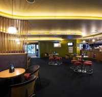 Carlyle Hotel - Tourism Noosa