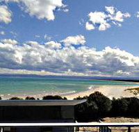 Freycinet Beach Apartments - Tourism Noosa