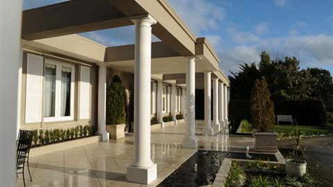 Norwood House Receptions & Motel - Tourism Noosa 0