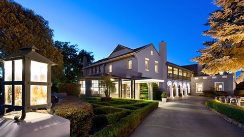 Peppers Mineral Springs Hotel - Tourism Noosa 0