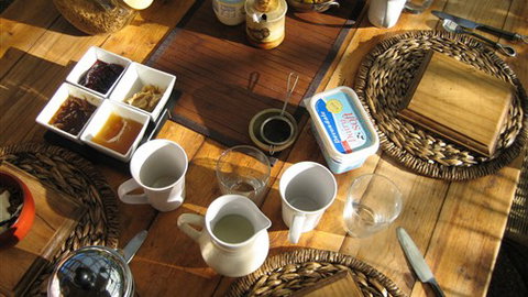 Paynes Hut - Tourism Noosa 0