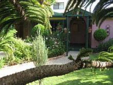 Chelsand Cottage - Tourism Noosa 0