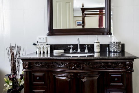 Bli Bli House Luxury Accommodation - Tourism Noosa 17