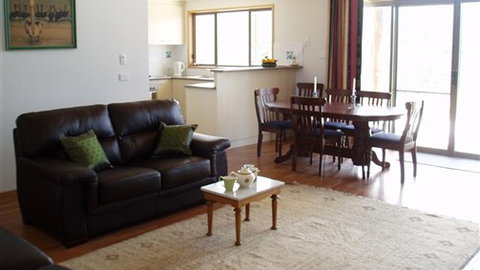 Hawksview At Mafeking - Tourism Noosa 5