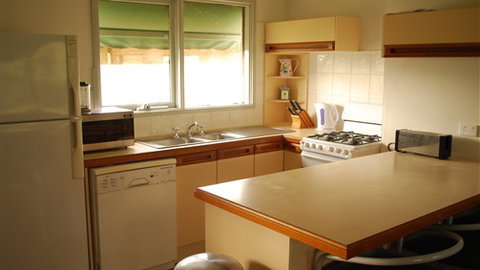 Manners In Mulwala - Tourism Noosa 5