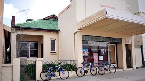 The Glen Bakery - Tourism Noosa 0