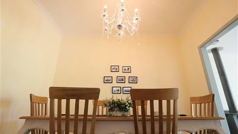 Muscat House - Tourism Noosa 5