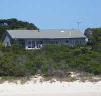 Beachcomber - Tourism Noosa