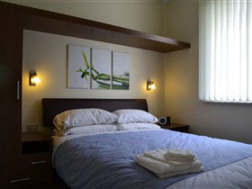 Cascades On The River - Tourism Noosa 3