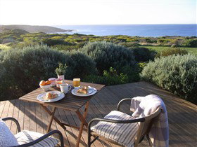 Yondah Beach House - Tourism Noosa 1