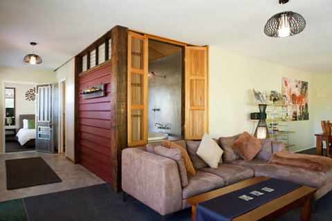Azidene House & Spa Apartments - Tourism Noosa 1