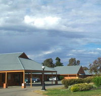 Bishop's Lodge Motor Inn - Tourism Noosa