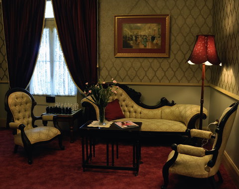 Bli Bli House Luxury Accommodation - Tourism Noosa 7