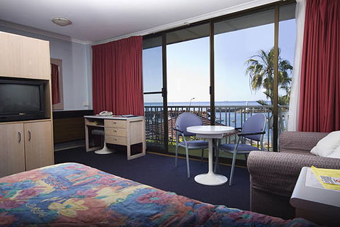 Boat Harbour Motel - Tourism Noosa 0