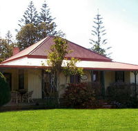 Christian's of Bucks Point - Tourism Noosa