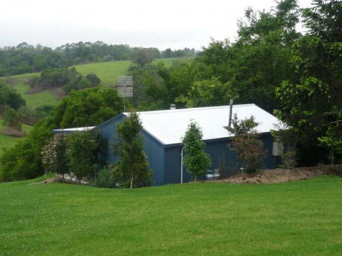 Jacaranda Cottages - Tourism Noosa 0