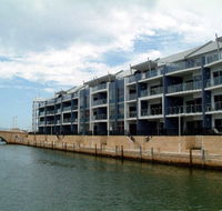 Dolphin Quay Apartment Hotel - Tourism Noosa