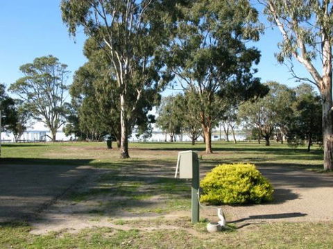 Eagle Point Caravan Park - Tourism Noosa 0