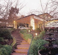 Eltham Gateway Hotel and Conference Centre - Tourism Noosa