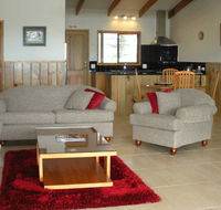 Endeavour Lodge - Tourism Noosa