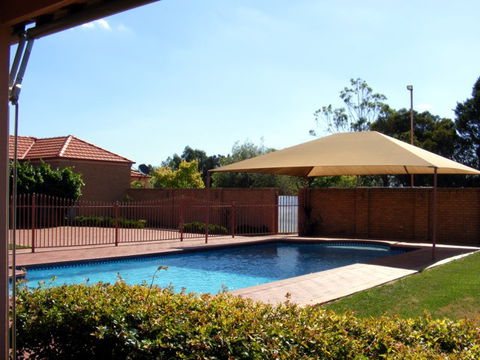 Fairways Bed & Breakfast At Jerilderie - Tourism Noosa 3