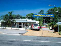 Paradise Palms Carey Bay - Tourism Noosa 0